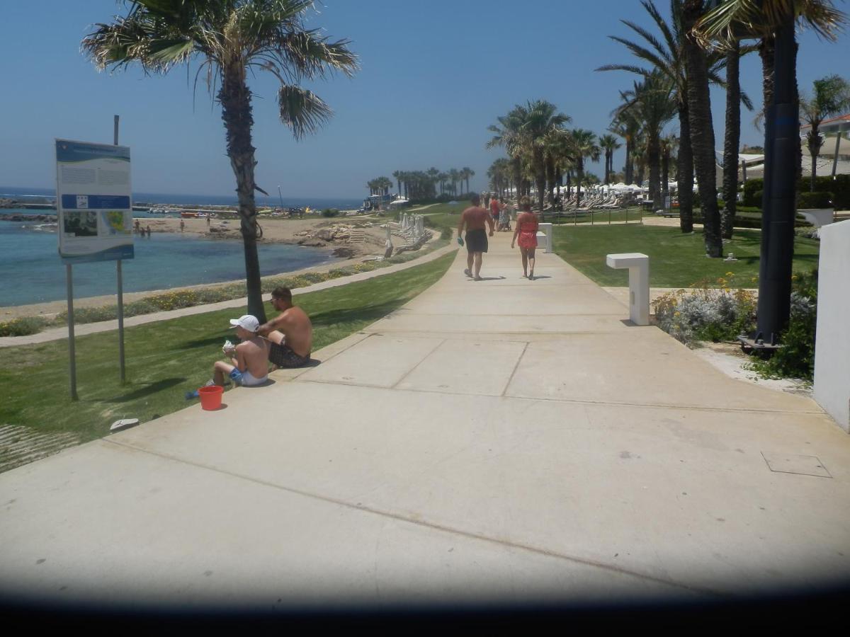 Byreva Apartments Pafos Exterior foto