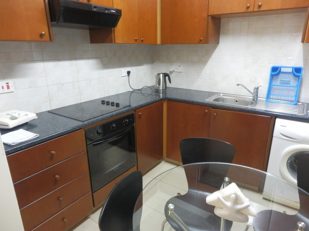 Byreva Apartments Pafos Quarto foto